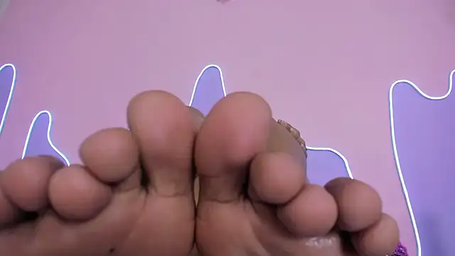 Mingie_Rouse's cam snapshot