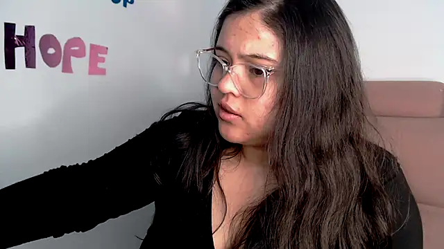 lizzie_c's cam snapshot