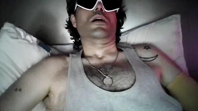 StuntingSpunMarine69's cam snapshot