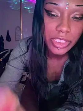 xouniq's cam snapshot