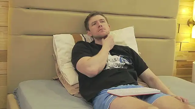 EthanPinkman live sex cam