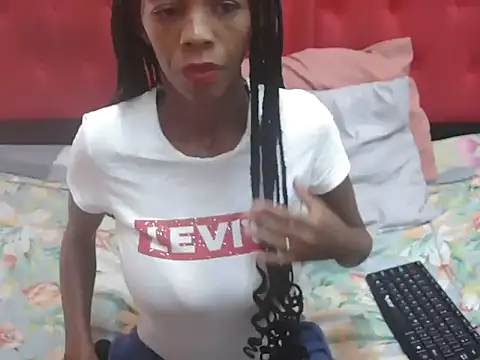 NAUGHTY_Ebony69x's cam snapshot