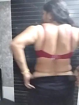 Loveina_horny's cam snapshot