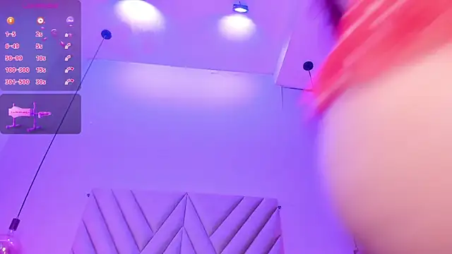 EmmaSwift_'s cam snapshot