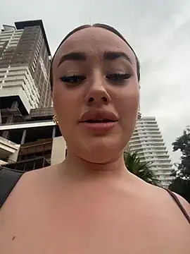 KiraSunshine live sex cam