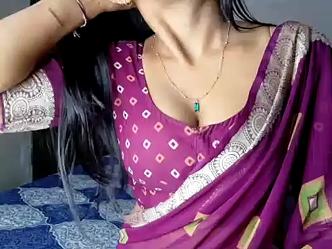 Haseen_Dilrubaa's cam snapshot