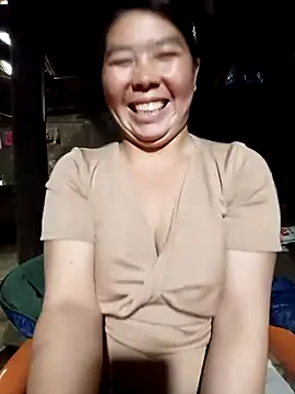 quynhkoolbae's cam snapshot