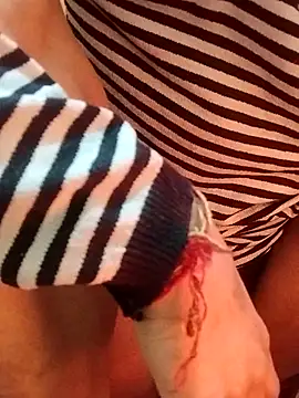 Juhi512's cam snapshot