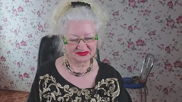 Maya_Mayflower's cam snapshot