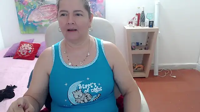 leonela_69's cam snapshot