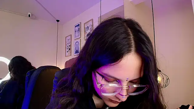 Hanabie_'s cam snapshot