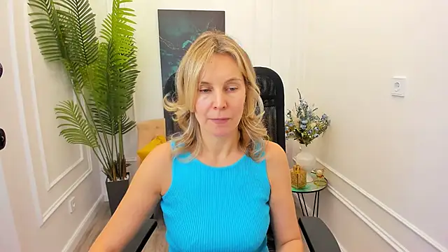 Sinty_Devis's cam snapshot