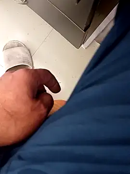 hackyourpussy@xh's cam snapshot