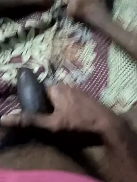 Romantic_boy9993's cam snapshot