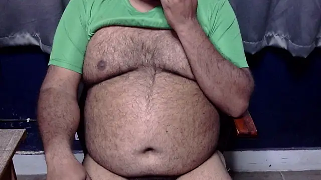 hairysubcub_70's cam snapshot