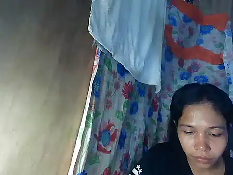 PinaySkinnyGirl's cam snapshot