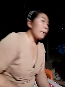 quynhkoolbae's cam snapshot