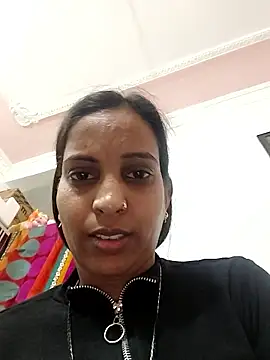 Hotty-Nidhi's cam snapshot