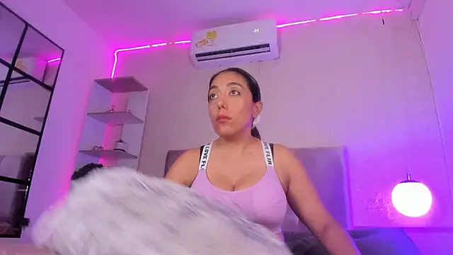 Evagatte's cam snapshot