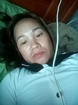 cutebobi's cam snapshot