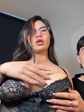 itselladoll's cam snapshot