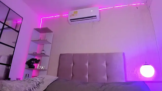 Evagatte's cam snapshot