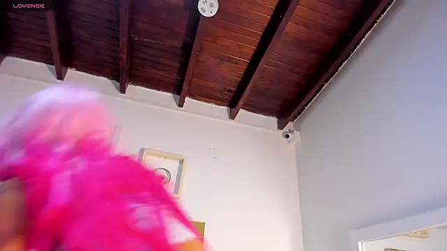 vahiolet_fuentes's cam snapshot