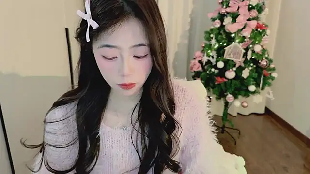 Onecutelittle's cam snapshot