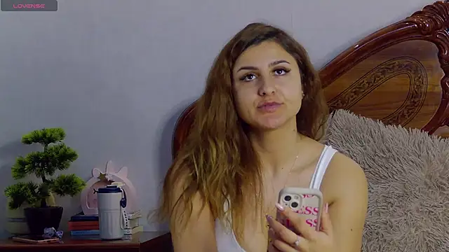 NicolePlay's cam snapshot