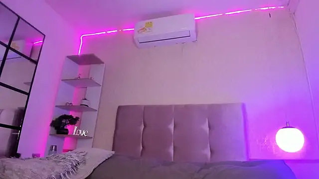 Evagatte's cam snapshot