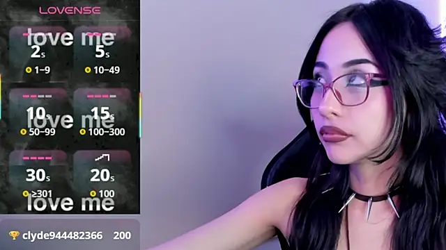 vampy_dolll's cam snapshot