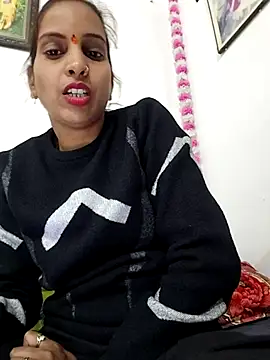 Hotty-Nidhi's cam snapshot