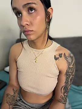 Isabella-Teen's cam snapshot