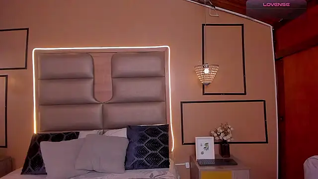 CAYLINCOLLINS's cam snapshot