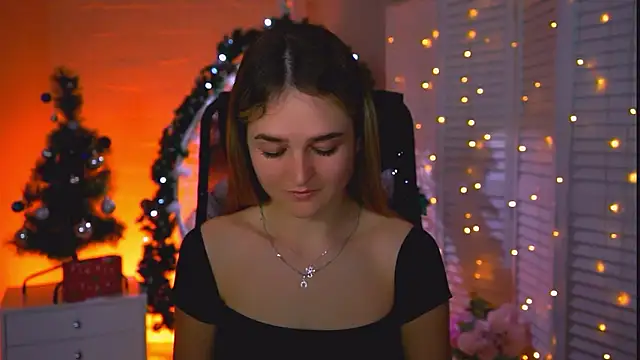 DeboraLarson's cam snapshot