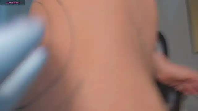 KayraLanne's cam snapshot