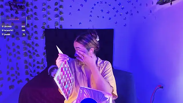 Anna_valerious7 live sex cam