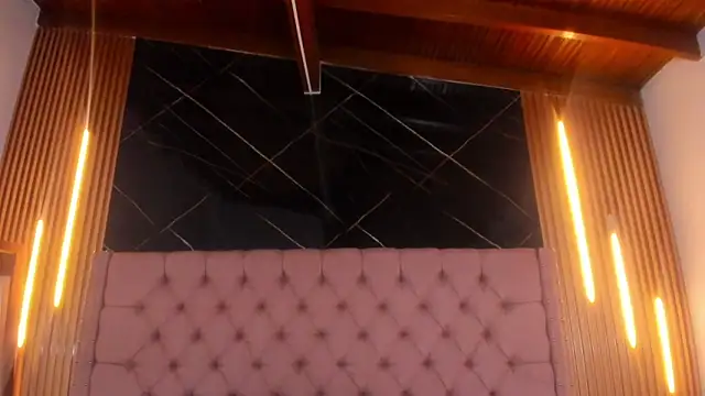 ShanellBlack's cam snapshot