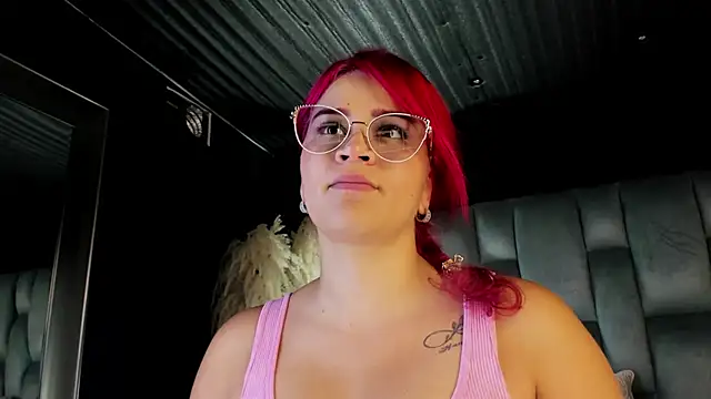 VictoriaCherry live sex cam