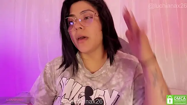 lucy26_'s cam snapshot