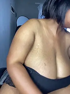 MayaPassion's cam snapshot