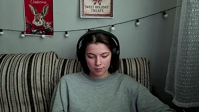 CutieAnny's cam snapshot