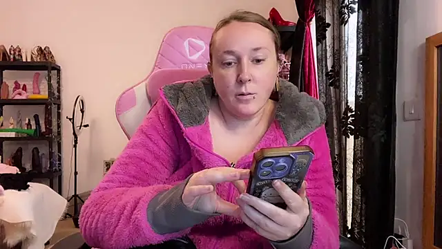 kisicaxx's cam snapshot