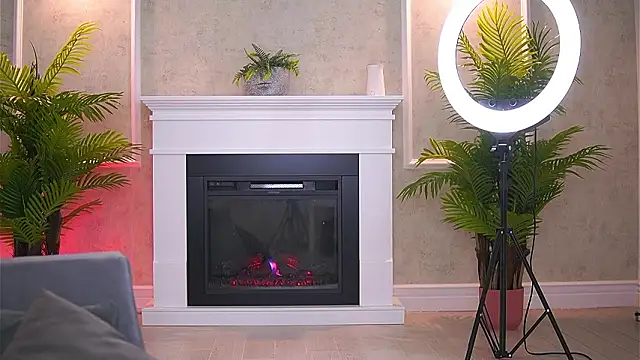 Abbela_White's cam snapshot