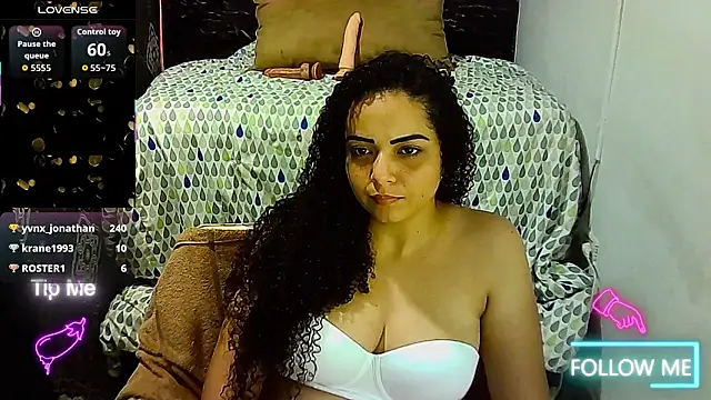 _naughty_milf's cam snapshot