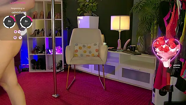 MaddyHeart's cam snapshot