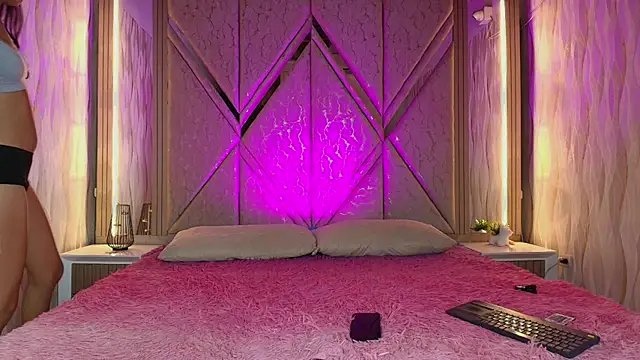 Hotcouple_222's cam snapshot