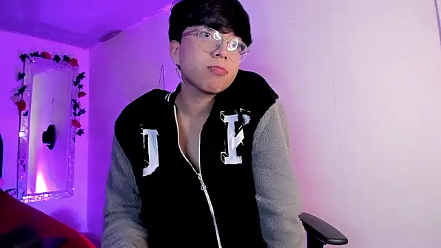 AnggelONfiree's cam snapshot