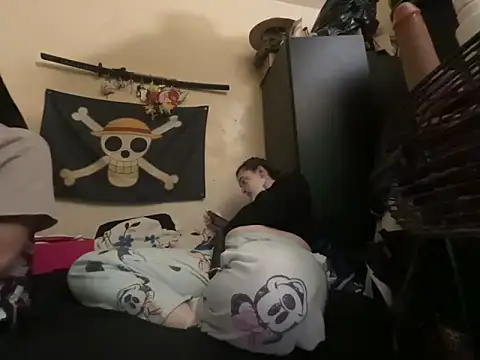 Snowbunnycake_131's cam snapshot