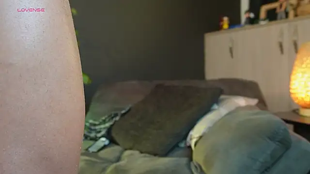 LincomAmith's cam snapshot